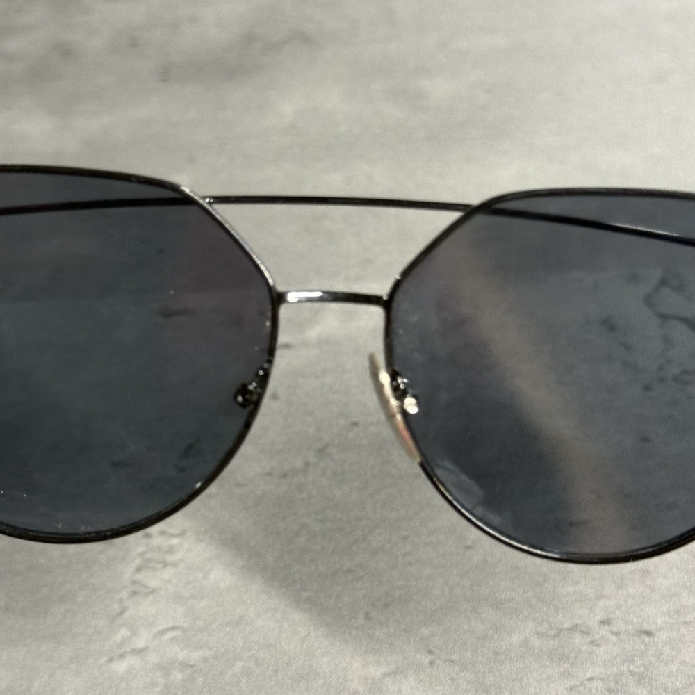Gentle Monster Sunglasses Lovepunch‎ Black Cat Eye Col. 2 Korea Y2K Modern Chic - Picture 10 of 10